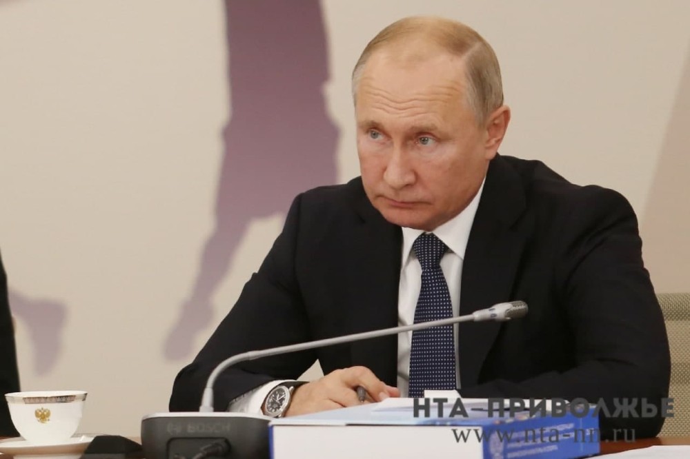 Владимир Путин встретился с выпускниками программы «Время героев»