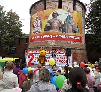 Предложение Кондрашова о переносе даты Дня города на май является оптимальным решением — доктор исторических наук Корнилов