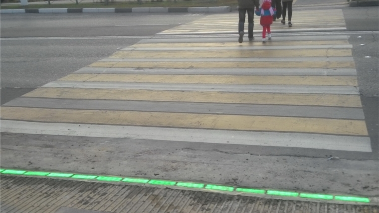 Более 10 пешеходных переходов оснастят светодиодными полосами в Чебоксарах