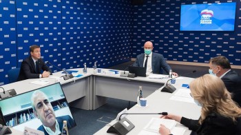 &quot;Бюджет получился сбалансированным и направлен на заботу о людях, их защиту и благополучие&quot;, - Андрей Турчак