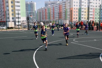 Новую спортивную площадку с памп-треком открыли в Сормове к 100-летию района