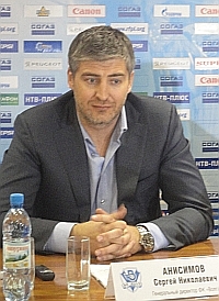 Гендиректор нижегородской &quot;Волги&quot; Анисимов рассчитывает, что с клуба будет снят запрет на регистрацию новых игроков

