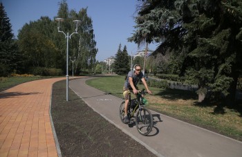 Велодорожка появилась после благоустройства на бульваре Юбилейный в Нижнем Новгороде