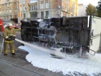 &quot;Газель&quot; перевернулась в результате столкновения с трамваем на ул. Белинского в Нижнем Новгороде