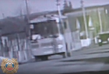 Нетрезвый водитель в Башкирии перевозил детей в школьном автобусе (ВИДЕО)