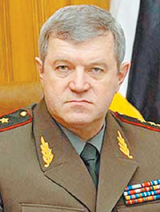 Бакин вручил дипломы участникам конкурса на лучшую подготовку граждан к военной службе