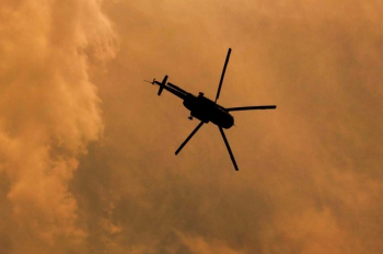 Вертолёт Ми-8 МЧС России приводят в готовность для тушения возгорания сухой травы в Мордовии