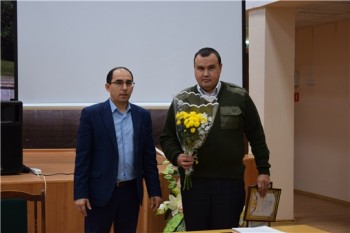 Лучшего дворника ноября выбрали в Московском районе Чебоксар