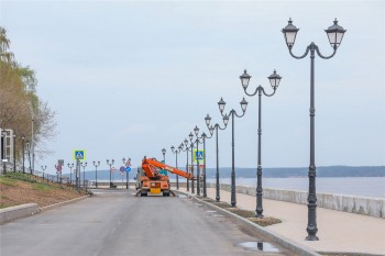 Алексей Ладыков проинспектировал ход реконструкции и благоустройства Московской набережной Чебоксар