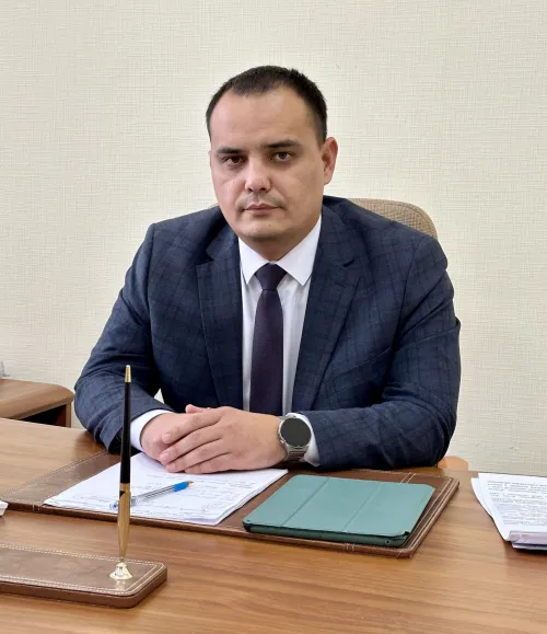 Максим Джалиев возглавил Грачевский район Оренбуржья