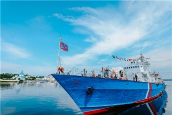 Корабль "Чебоксары" встретили в столице Чувашии по традициям ВМФ
