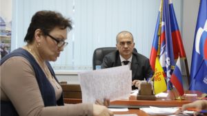 Глава горадминистрации Чебоксар Алексей Ладыков провел прием граждан в Региональной общественной приемной председателя Партии "Единая Россия" Глава горадминистрации Чебоксар Алексей Ладыков провел прием граждан в Региональной общественной приемной председателя Партии "Единая Россия"