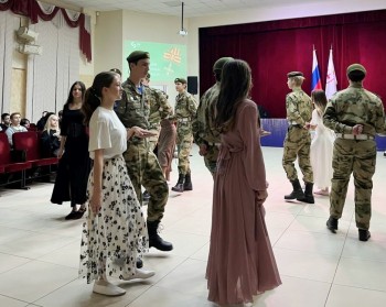 «Бал для Героев»: патриотический концерт прошел в Нижегородском индустриальном колледже