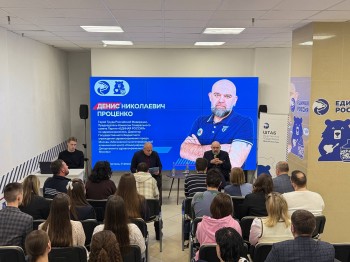 Медицина как призвание: Денис Проценко провел открытый диалог с молодыми нижегородскими врачами