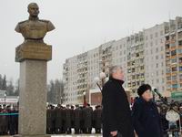 В Сарове состоялось открытие бюста бывшего директора ВНИИЭФ Музрукова