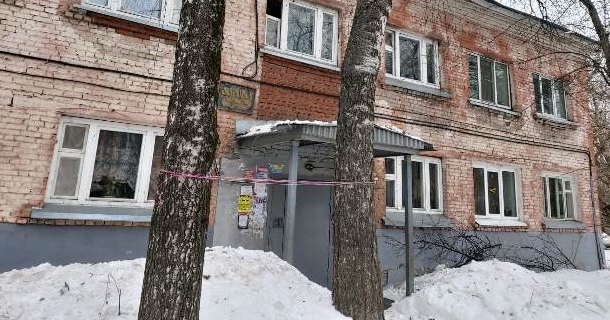 Средства в размере 1,8 млн рублей выделят из резервного фонда Ижевска на восстановление крыши дома в поселке Машиностроителей Средства в размере 1,8 млн рублей выделят из резервного фонда Ижевска на восстановление крыши дома в поселке Машиностроителей