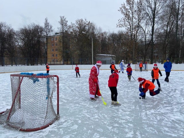 Турнир «Лига Деда Мороза» по хоккею в валенках пройдет  в Нижнем Новгороде