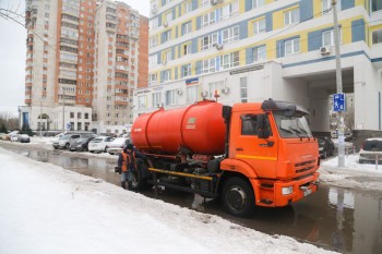 Почти 5 тыс. дворников и дорожных рабочих задействованы на снежной уборке Нижнего Новгорода