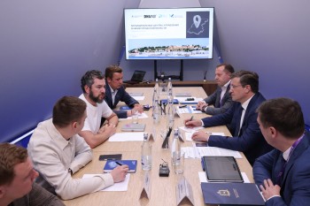 Глеб Никитин и Владимир Табак обсудили цифровую трансформацию работы муниципалитетов с обращениями граждан