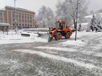 Более 8 тысяч кубометров снега вывезли за минувшую ночь с улиц Нижнего Новгорода