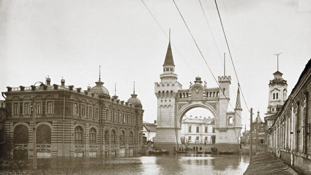 Активисты создали петицию с просьбой восстановить "Триумфальную арку" в Нижнем Новгороде к ЧМ-2018 Активисты создали петицию с просьбой восстановить "Триумфальную арку" в Нижнем Новгороде к ЧМ-2018