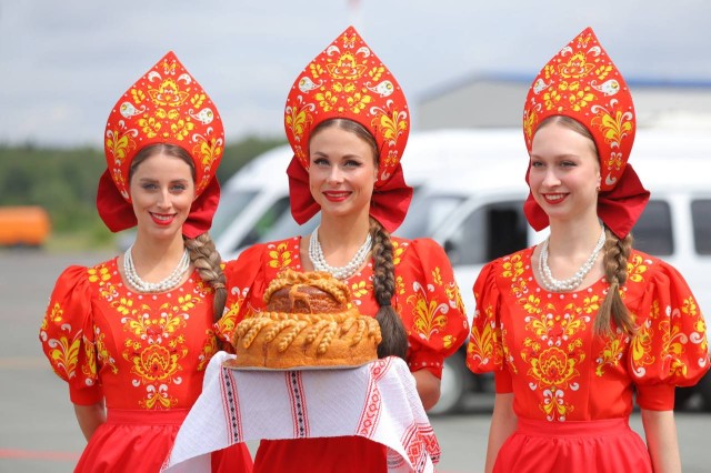 Валентина Матвиенко и Наталья Кочанова прибыли в Нижний Новгород Валентина Матвиенко и Наталья Кочанова прибыли в Нижний Новгород