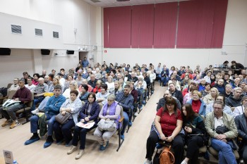 Представители нижегородского Минграда встретились с жителями домов, расположенных на территории будущего КРТ в районе ул. Бориса Панина Представители нижегородского Минграда встретились с жителями домов, расположенных на территории будущего КРТ в районе ул. Бориса Панина