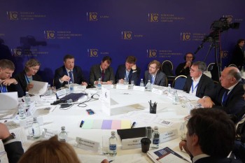 Глеб Никитин принял участие в заседании комиссии Госсовета по кадрам