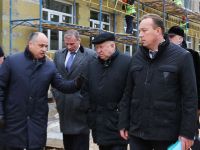 Валерий Шанцев и Олег Кондрашов проверили ход строительства детских садов Нижнего Новгорода 