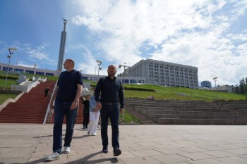 Самарская область принимает делегацию Оренбуржья во главе с Евгением Солнцевым