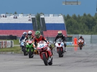 Нижегородец Владимир Карзаев стал победителем в III этапе королевских мотогонок RSBK 2015 