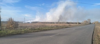 Пожар тушат на полигоне ТБО в Алатыре Чувашии