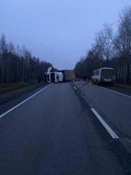 Один человек погиб в результате столкновения машин на федеральной трассе в Нижегородской области