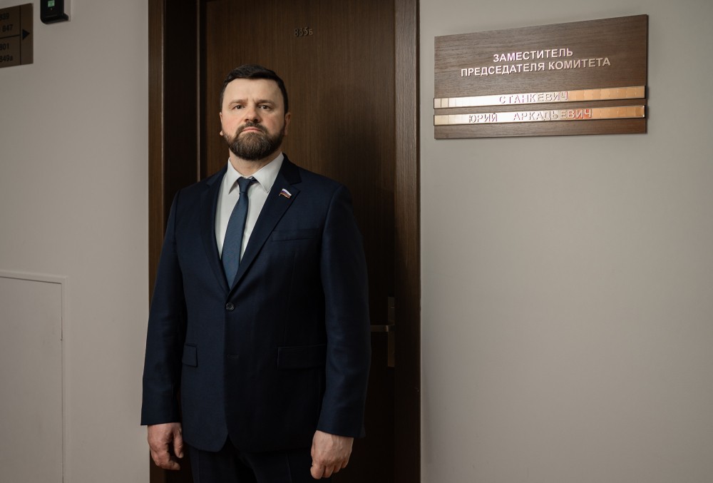 Юрий Станкевич о контроле трудовой миграции: «Свои уставы пусть оставляют дома» Юрий Станкевич о контроле трудовой миграции: «Свои уставы пусть оставляют дома»