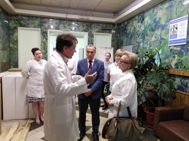 "Создание центра амбулаторной онкологической помощи на базе Павловской ЦРБ поможет значительно улучшить качество медицинской помощи", - Наталья Назарова "Создание центра амбулаторной онкологической помощи на базе Павловской ЦРБ поможет значительно улучшить качество медицинской помощи", - Наталья Назарова