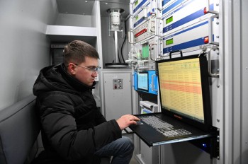 Глеб Никитин и глава ППК «РЭО» Денис Буцаев оценили системы экомониторинга в Нижегородской области