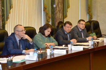  Гендиректор АПЗ Олег Лавричев принял участие в итоговом заседании Экспертного совета в сфере ГОЗ