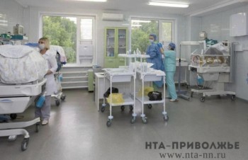 Свыше 80 единиц оборудования поставили в роддома Ульяновской области