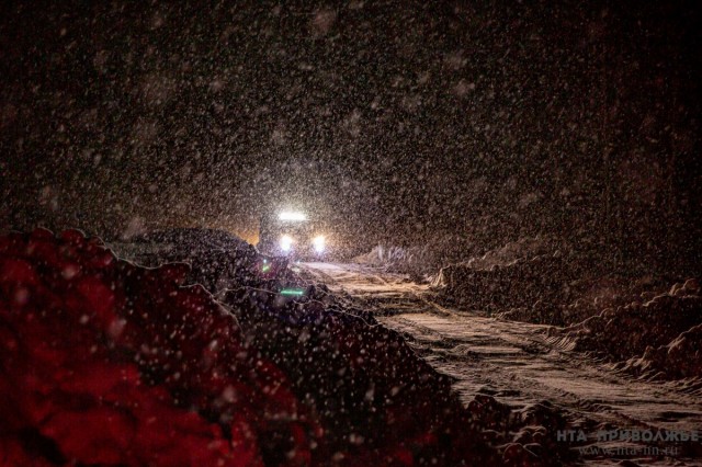 Движение большегрузов ограничено в Кировской области из-за снегопада