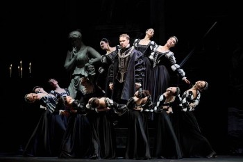 В Нижегородском театре оперы и балета состоялась премьера оперы Джузеппе Верди «Риголетто»