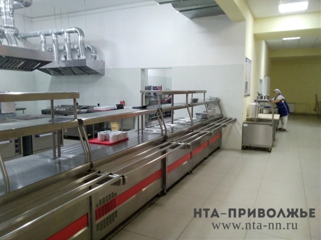 Питание в саратовских школах поручено организовать без сторонних подрядчиков Питание в саратовских школах поручено организовать без сторонних подрядчиков