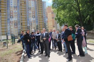 "Мы обязаны учитывать интересы жителей развивающихся микрорайонов", - Алексей Ладыков