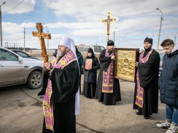 Автомобильный крестный ход против коронавируса прошел в Ижевске