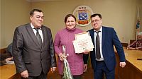 Дипломы и денежные сертификаты вручили лучшим дворникам  Калининского района Чебоксар