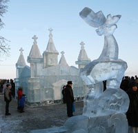 В Н.Новгороде на пл.Минина к Новому году будут размещены ледовые фигуры - мэрия