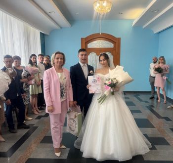 Сертификаты молодоженов стали вручать в Башкирии