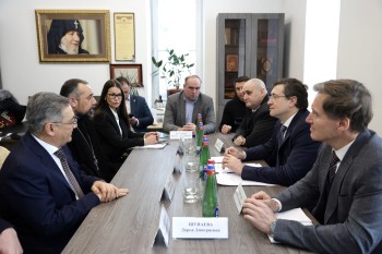 Глеб Никитин встретился с представителями армянской и протестантской церквей