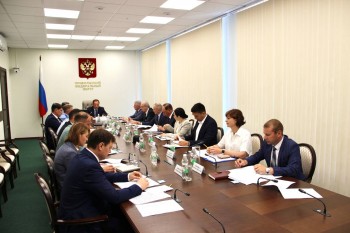 Игорь Комаров провел заседание по противодействию незаконным финансовым операциям в ПФО