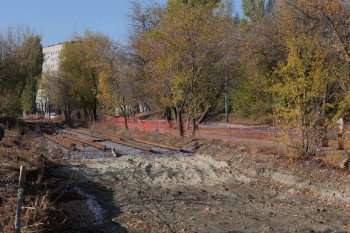 Глава Саратовской области обратится в полицию для воздействия на ремонтирующего трамвайные пути подрядчика