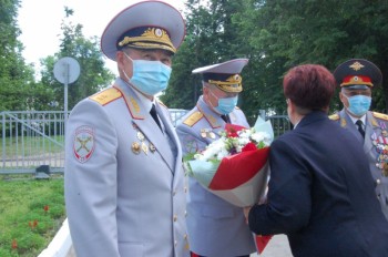 Чебоксарская школа приняла в своих стенах сразу пять генералов